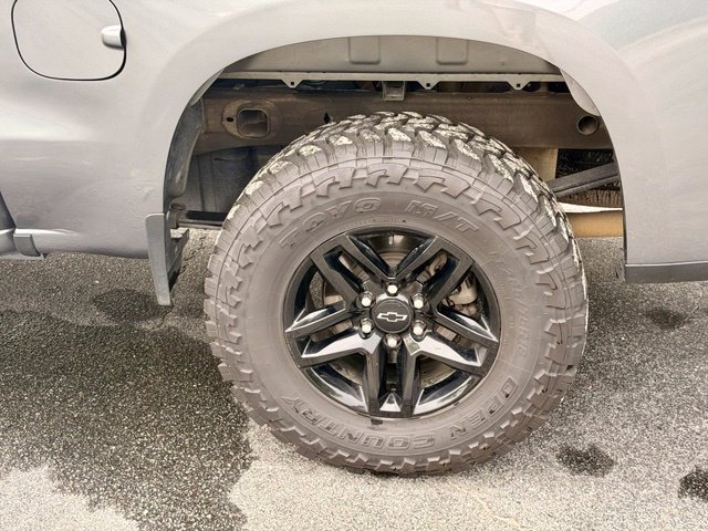 Used 2021 Chevrolet Silverado 1500 LT Trail Boss w/ LPO, Dark Essentials Package AWD/4WD image 31
