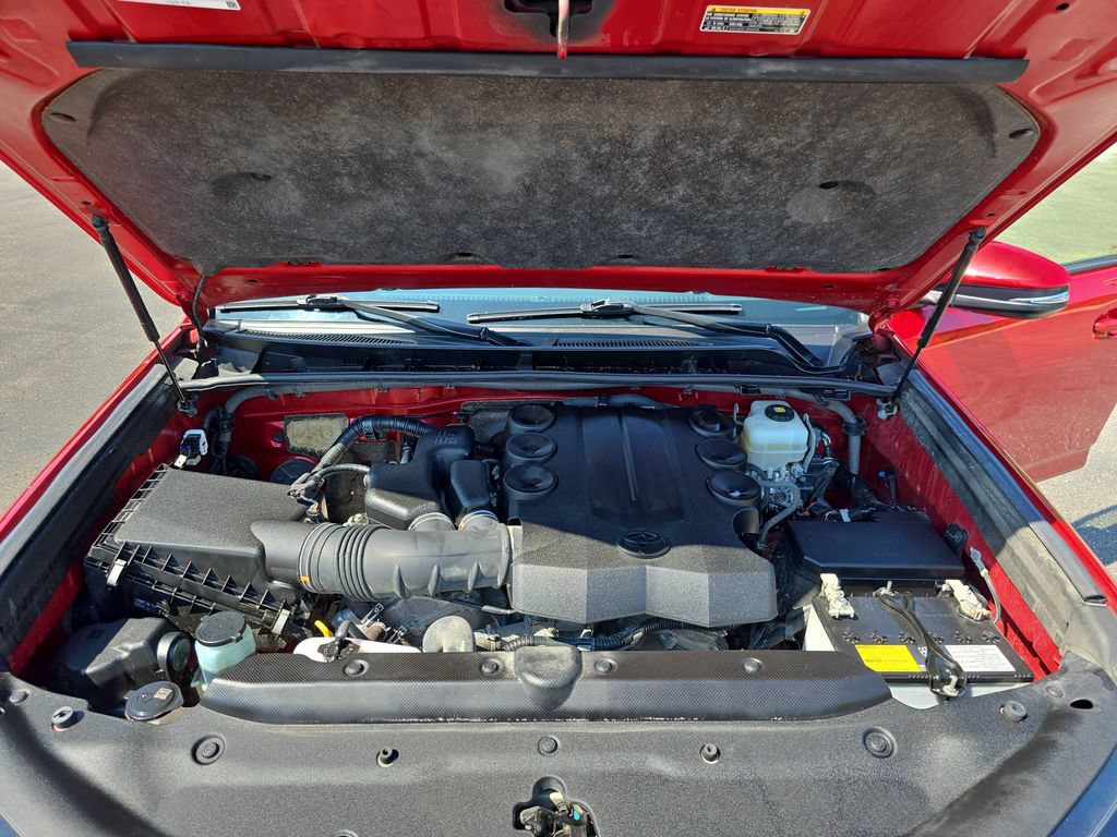 Certified 2019 Toyota 4Runner SR5 Premium AWD/4WD image 35