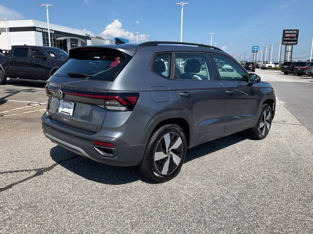 Used 2025 Volkswagen Taos S AWD/4WD image 22