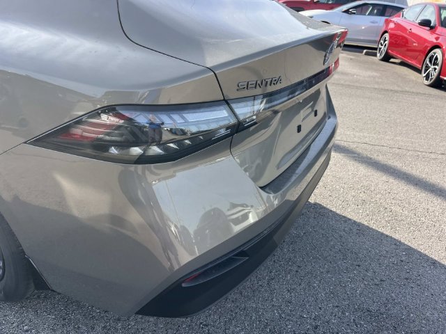 New 2026 Nissan Sentra SV w/ SV Convenience Package FWD image 10