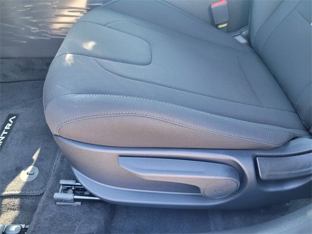 New 2025 Hyundai Elantra SEL FWD image 19