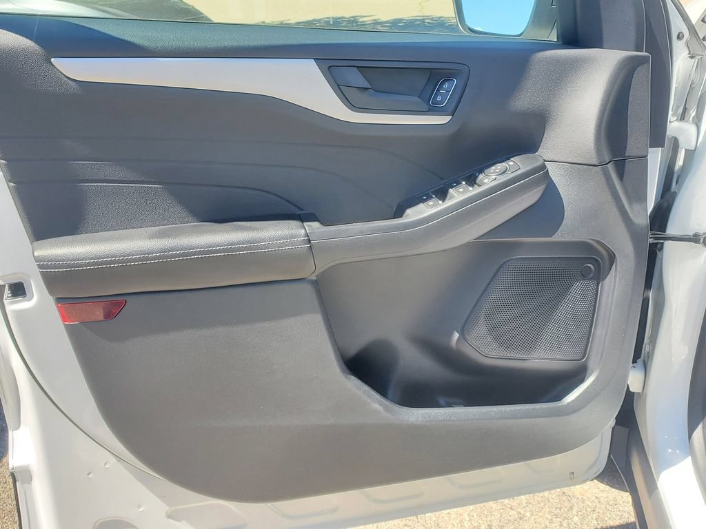 Used 2022 Ford Escape SE w/ Convenience Package AWD/4WD image 10