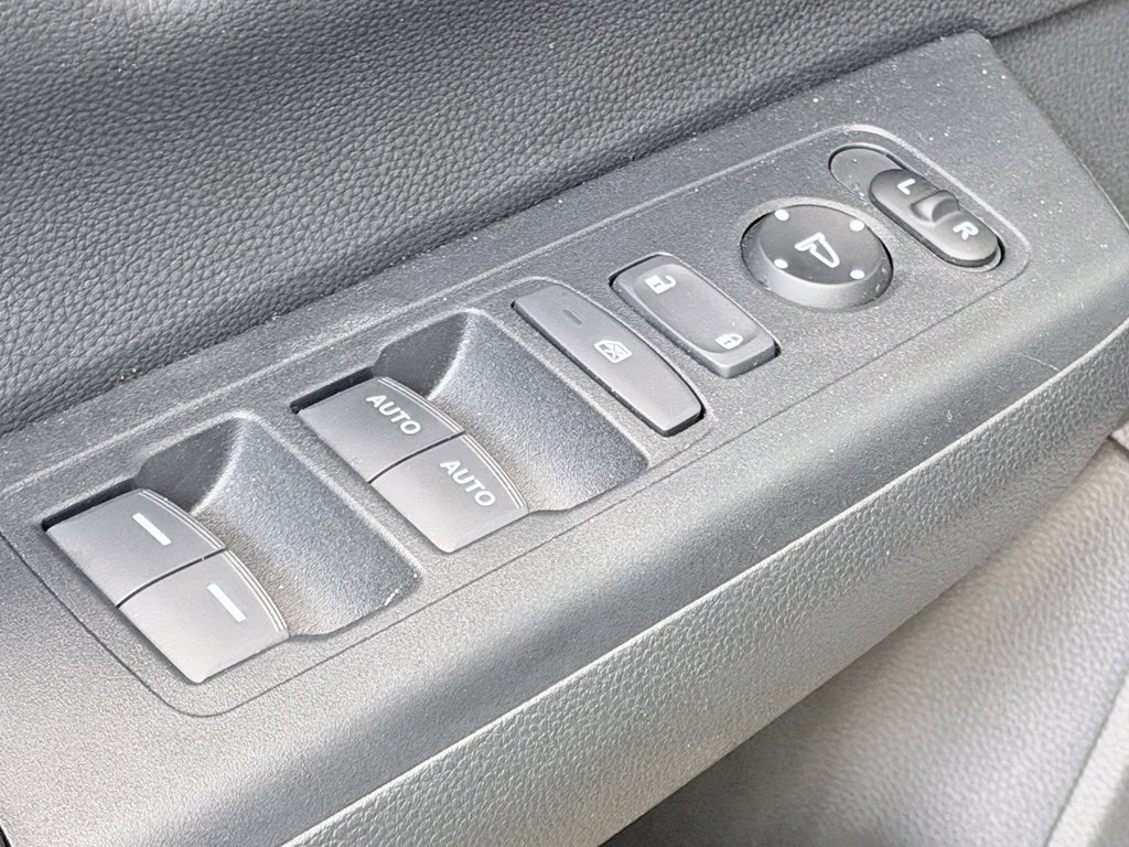 Used 2026 Honda CR-V EX image 11