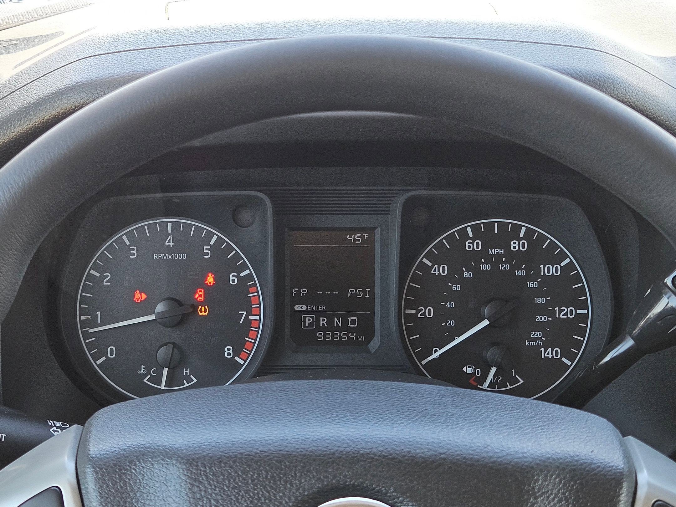 Used 2017 Nissan Titan S image 22