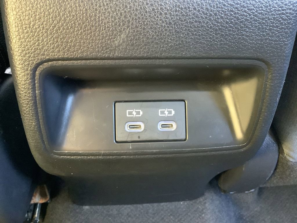 Used 2024 Toyota Corolla LE image 31