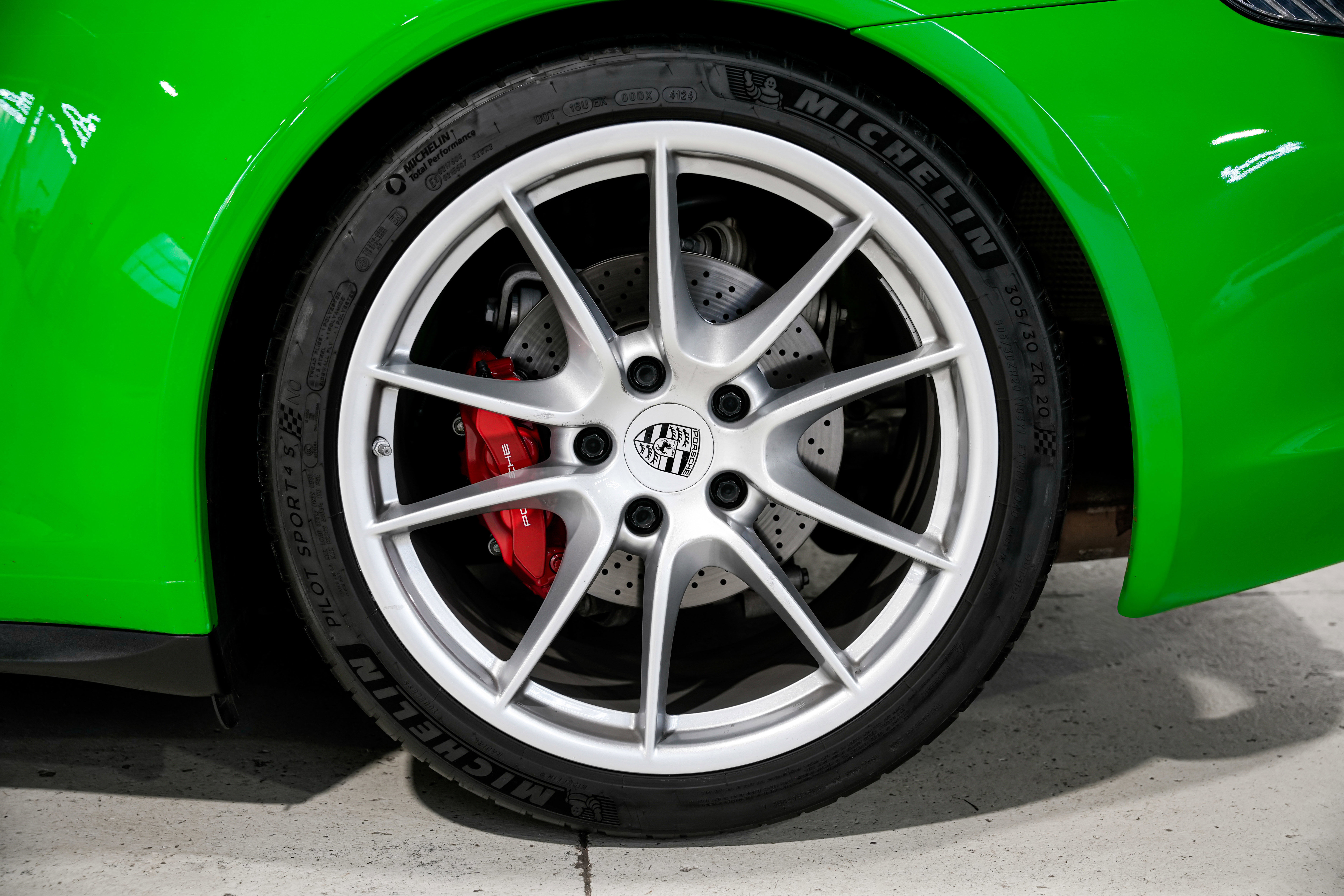 Used 2014 Porsche 911 Carrera 4S image 50