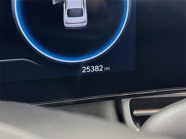 Used 2025 Hyundai Elantra SEL image 13