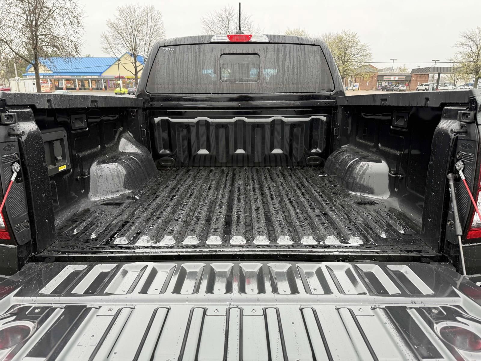 New 2025 Ford Ranger XLT w/ FX4 Off-Road Package image 11