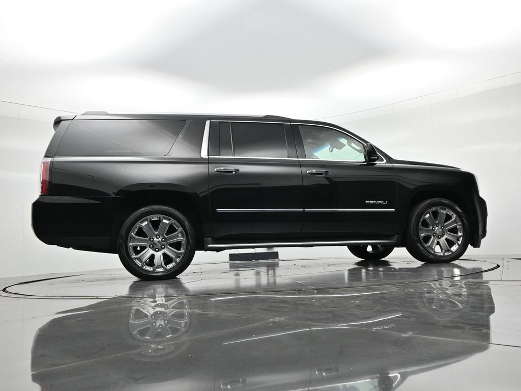 Used 2016 GMC Yukon XL Denali w/ Open Road Package AWD/4WD image 21