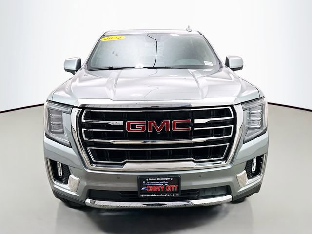 Used 2024 GMC Yukon XL SLT w/ SLT Luxury Package image 2