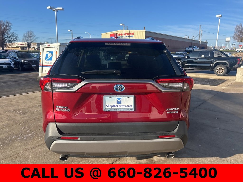 Used 2022 Toyota RAV4 Limited image 4