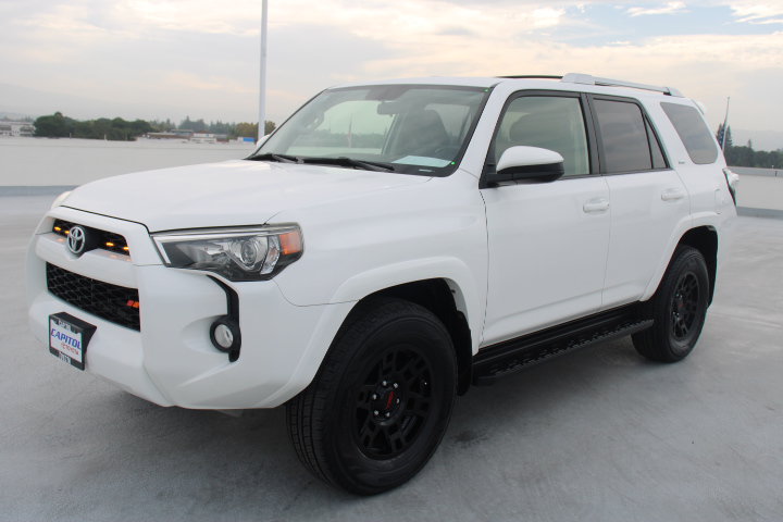 Used 2016 Toyota 4Runner SR5 AWD/4WD image 7