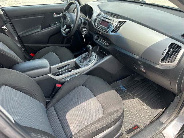 Used 2016 Kia Sportage LX AWD/4WD image 8