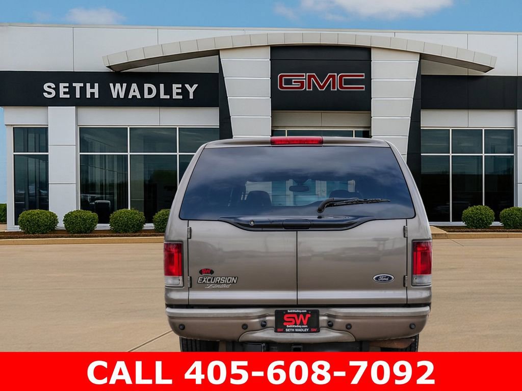 Used 2005 Ford Excursion Limited RWD image 6