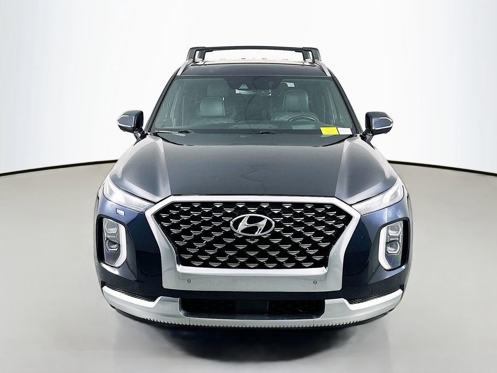 Used 2022 Hyundai Palisade Calligraphy FWD image 2