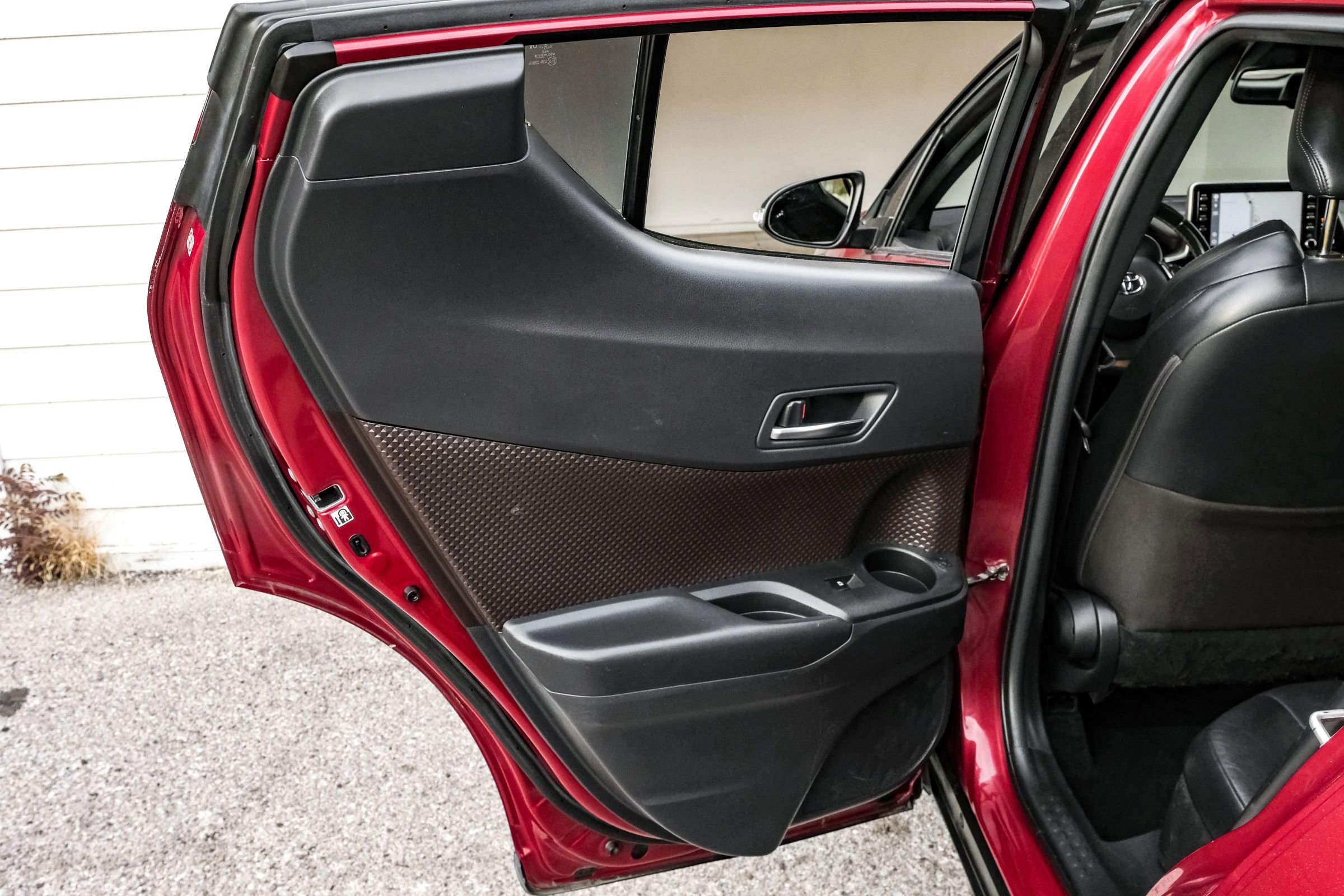 Used 2019 Toyota C-HR Limited image 44