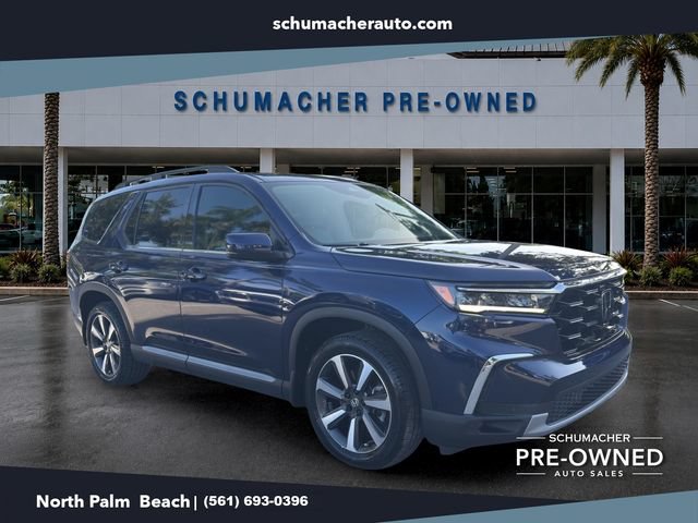 Used 2024 Honda Pilot Touring image 1