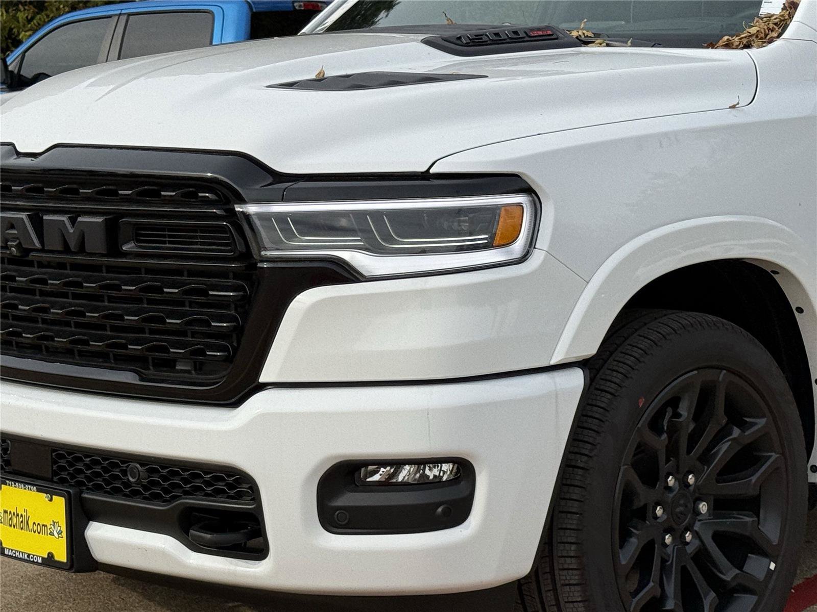 New 2025 RAM 1500 Limited AWD/4WD image 8