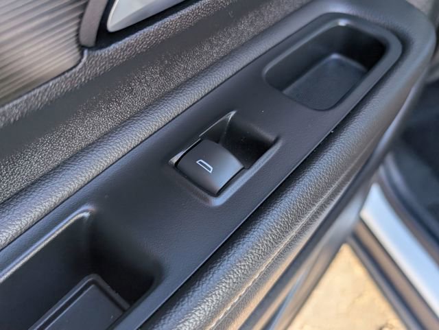 Used 2022 GMC Terrain SLT w/ Infotainment Package II image 12