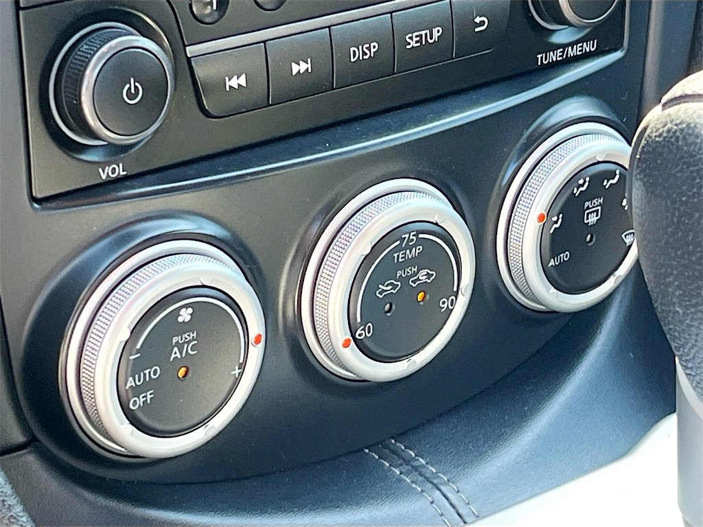 Used 2017 Nissan 370Z Base image 13