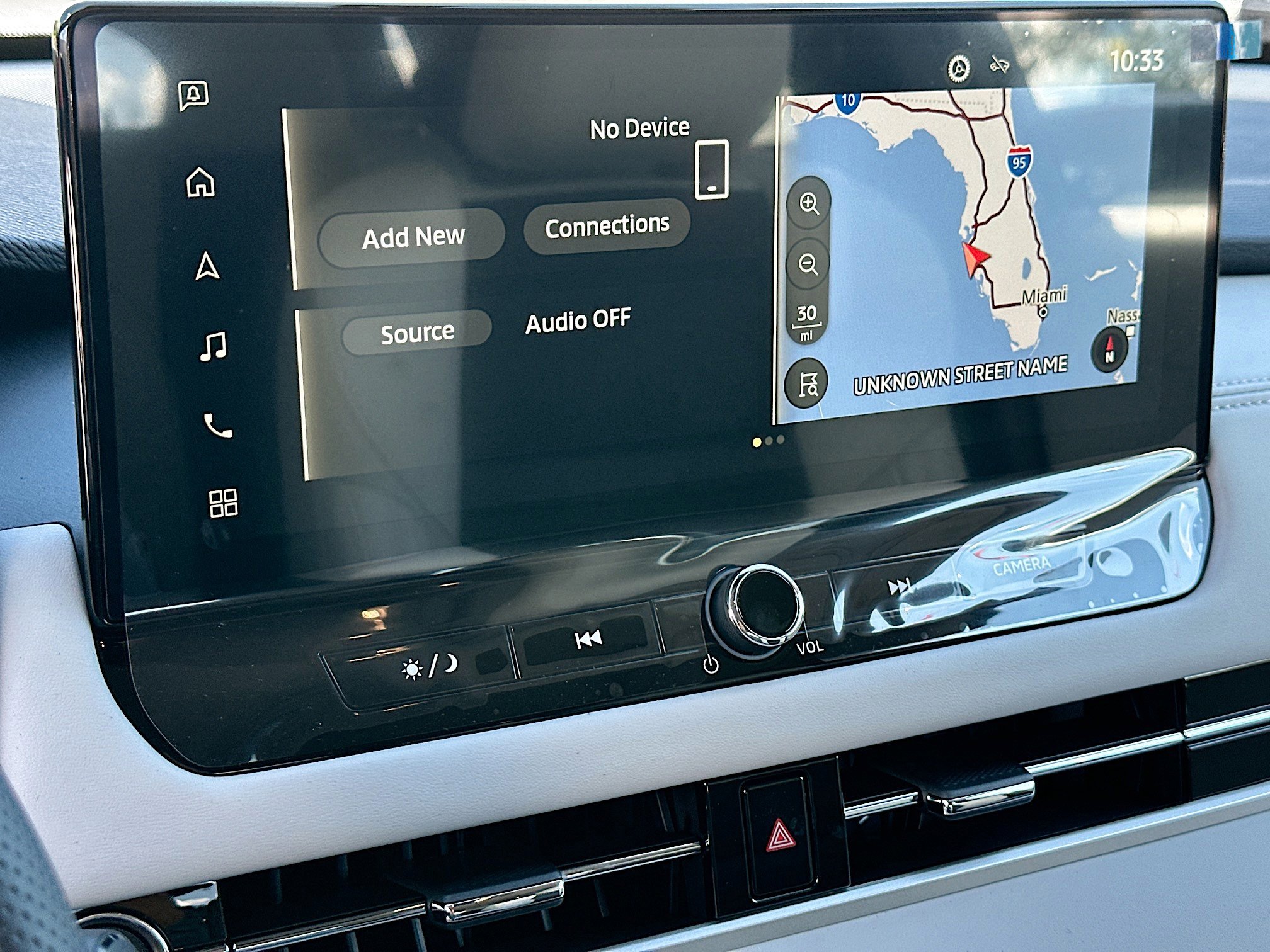 New 2025 Mitsubishi Outlander SE image 10