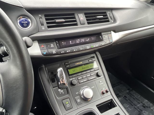 Used 2011 Lexus CT 200h image 20
