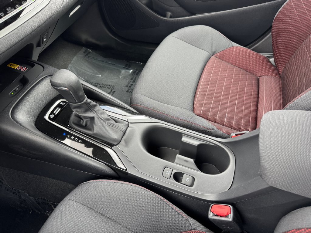 Certified 2026 Toyota Corolla SE w/ SE Package FWD image 26