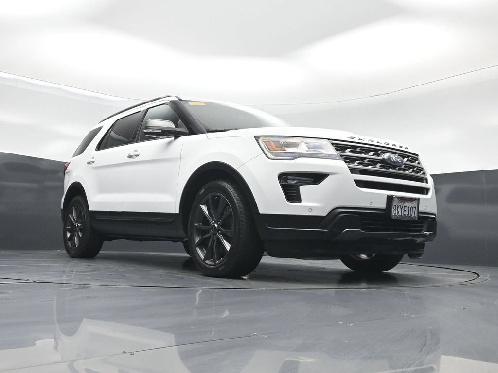 Used 2019 Ford Explorer XLT w/ Equipment Group 202A FWD image 41