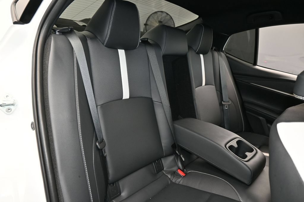 Used 2026 Toyota Camry SE FWD image 42