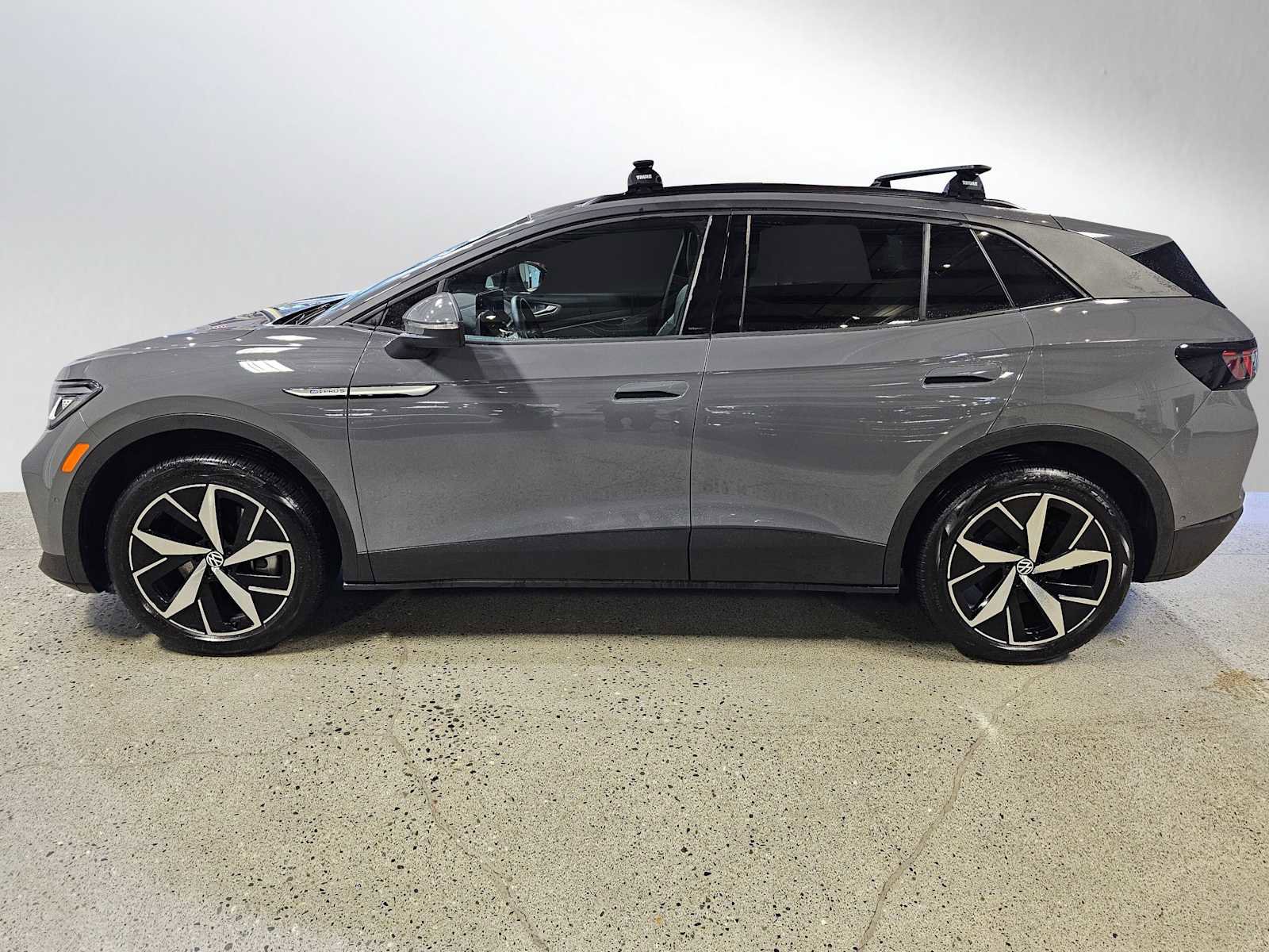 Used 2023 Volkswagen ID.4 Pro S image 4