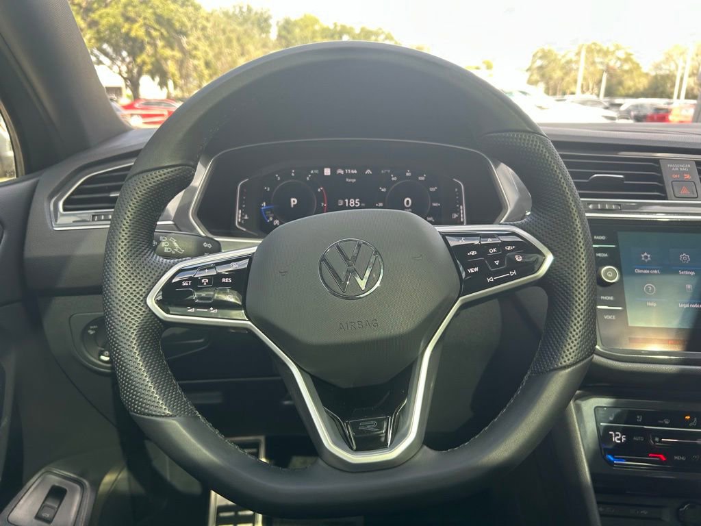 Used 2024 Volkswagen Tiguan SEL R-Line image 20