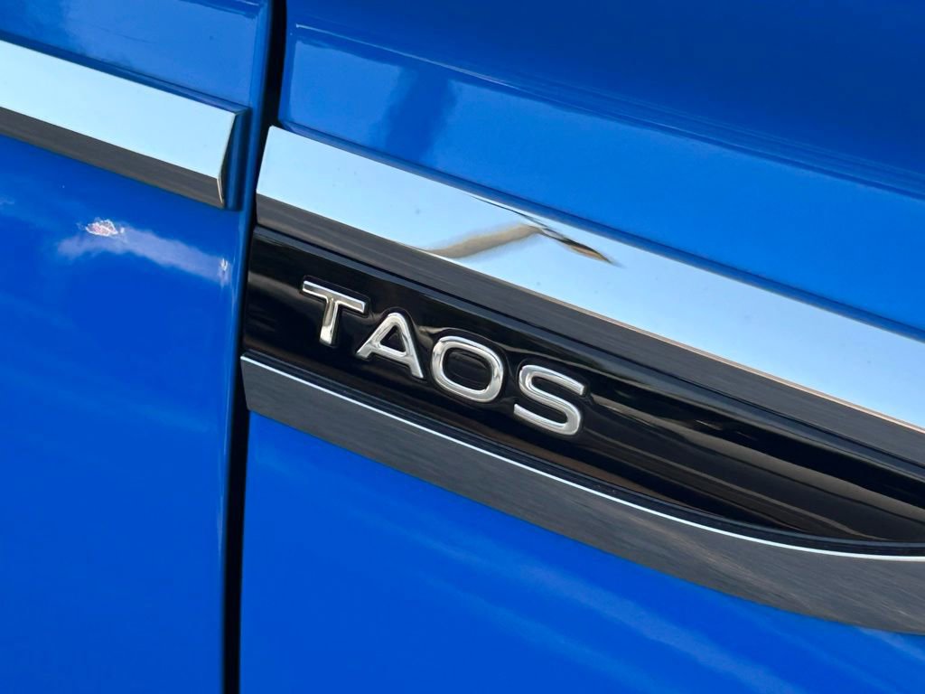Certified 2023 Volkswagen Taos SE FWD image 41