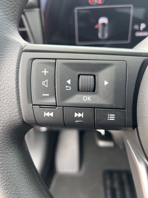 New 2026 Nissan Kicks SV image 11