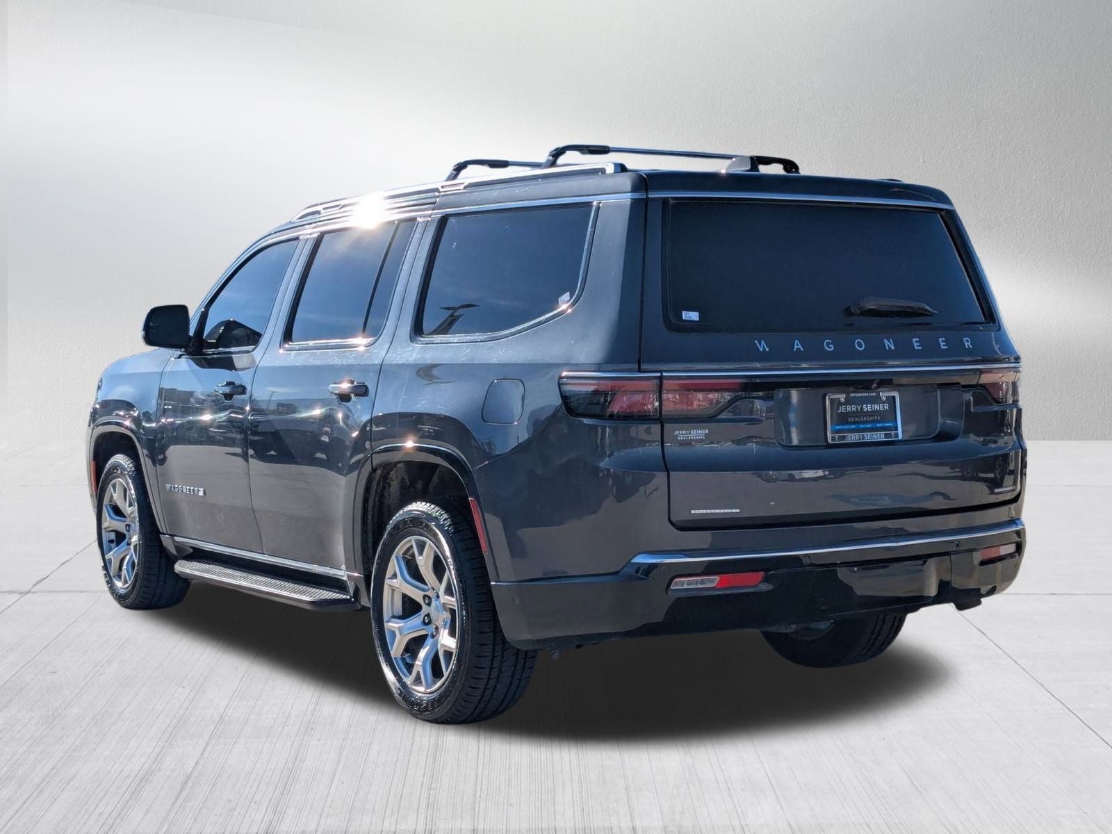 Used 2022 Jeep Wagoneer Series II w/ Convenience Group I image 4