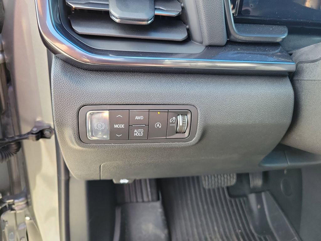 New 2026 GMC Terrain AT4 w/ LPO, Floor Liner Package image 26