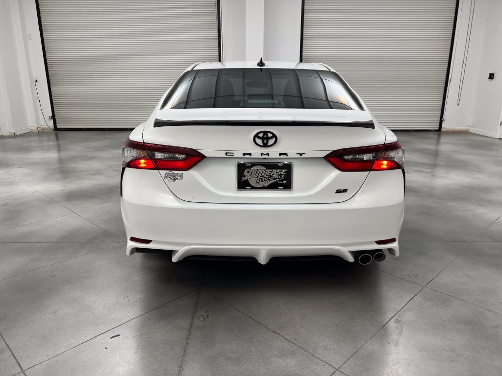 Used 2023 Toyota Camry SE w/ Convenience Package FWD image 8