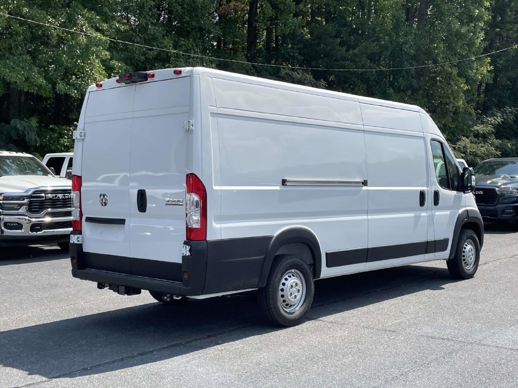 New 2026 RAM ProMaster 3500 w/ Convenience Group FWD image 8