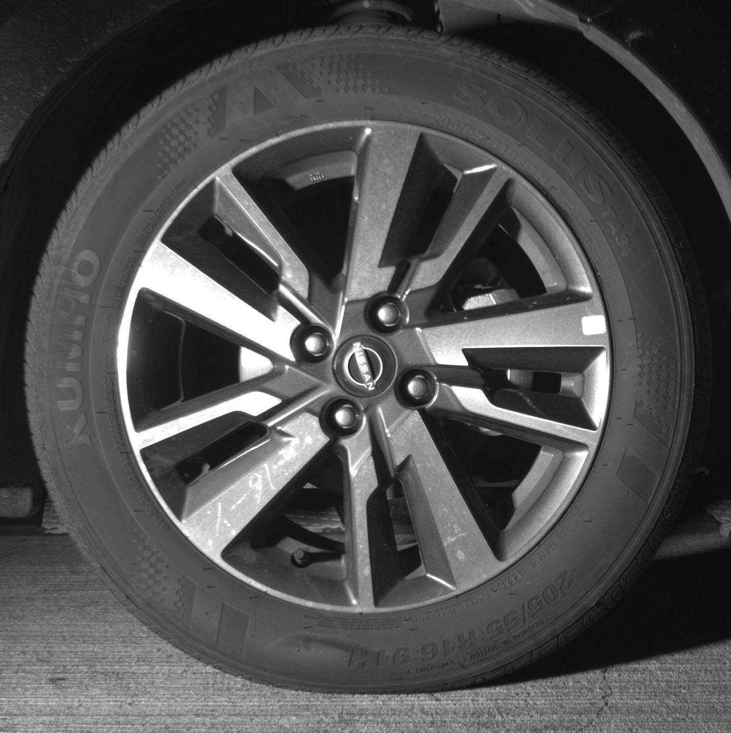 Used 2025 Nissan Versa SV image 13