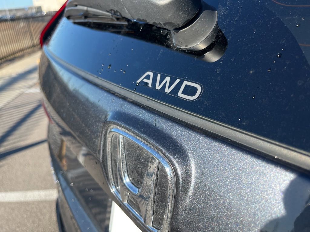 Used 2025 Honda CR-V Sport-L image 9