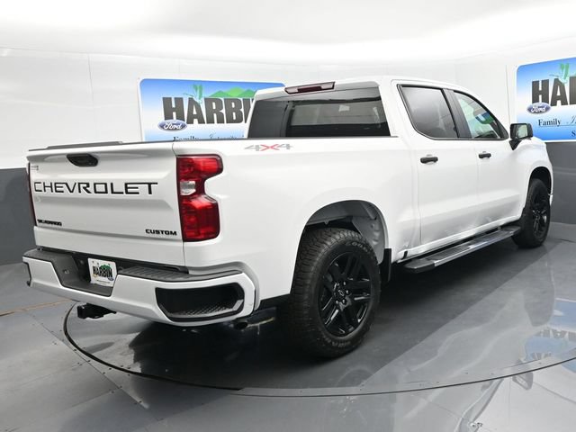 New 2026 Chevrolet Silverado 1500 Custom w/ LPO, Dark Essentials Package AWD/4WD image 5