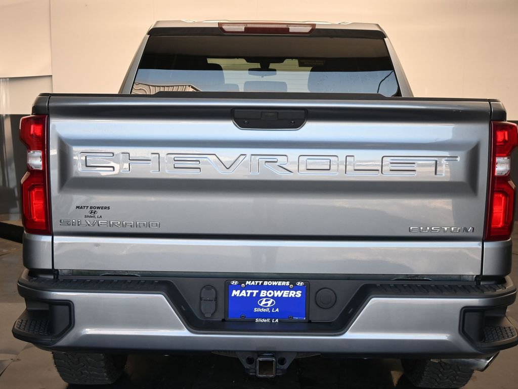 Used 2020 Chevrolet Silverado 1500 Custom w/ Custom Value Package image 16