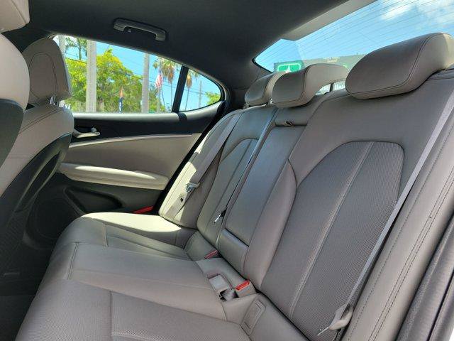 Used 2023 Genesis G70 2.0T RWD image 14