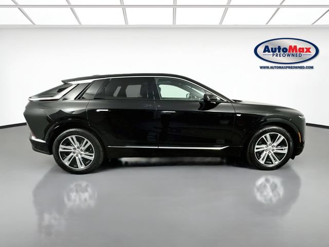 Used 2024 Cadillac Lyriq Tech AWD/4WD image 10