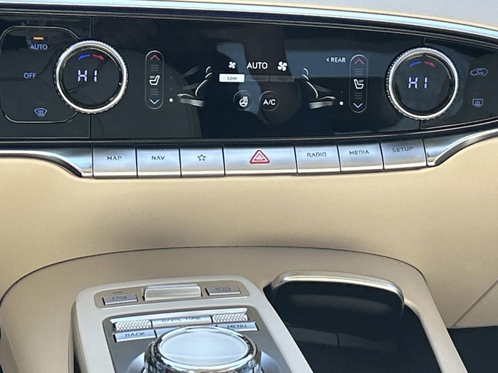 Used 2025 Genesis GV70 3.5T Sport w/ Sport Prestige Package image 28