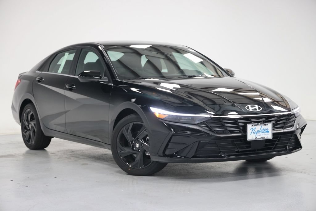 New 2026 Hyundai Elantra SEL Sport Premium FWD image 9