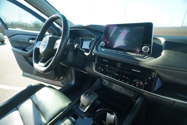 Used 2023 Nissan Rogue SL image 33