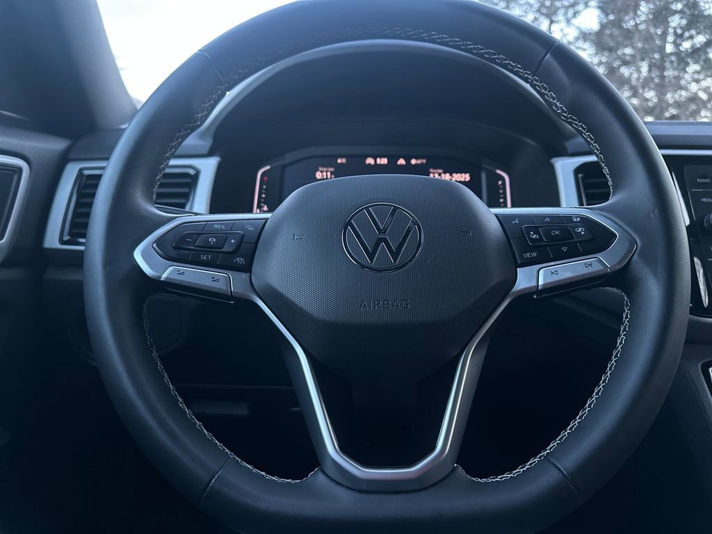 Used 2021 Volkswagen Atlas Cross Sport SEL Premium image 7