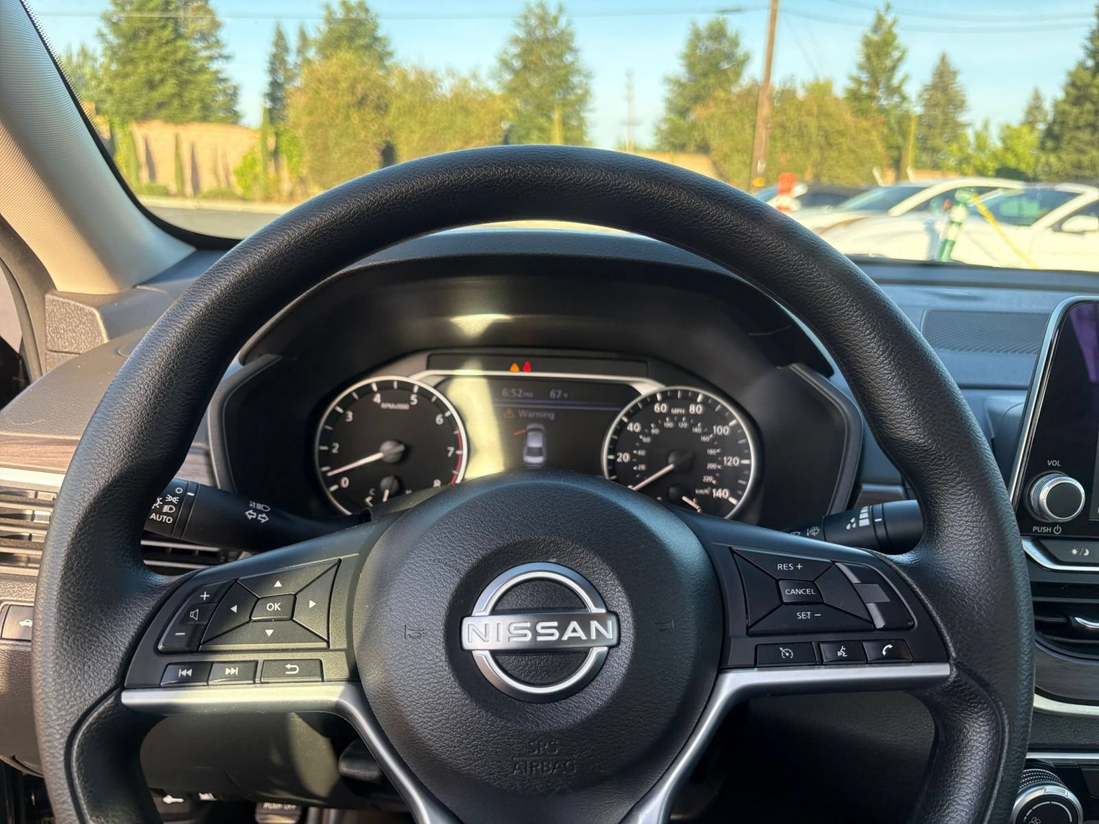 Used 2025 Nissan Altima 2.5 SV FWD image 28