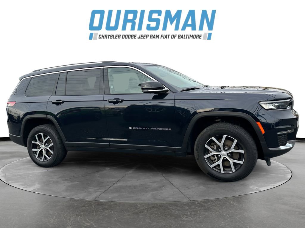 Used 2024 Jeep Grand Cherokee L Limited image 7