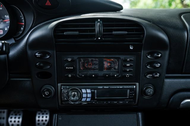 Used 2002 Porsche 911 Carrera 4 image 14